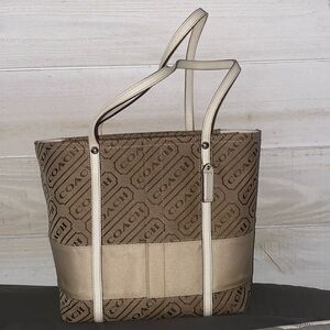 Coach zippered hand bag